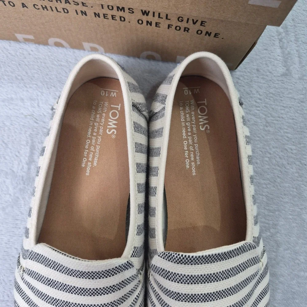 TOMS Alpargata Espadrille Black White Striped Canvas Slip On Shoes Women 10
